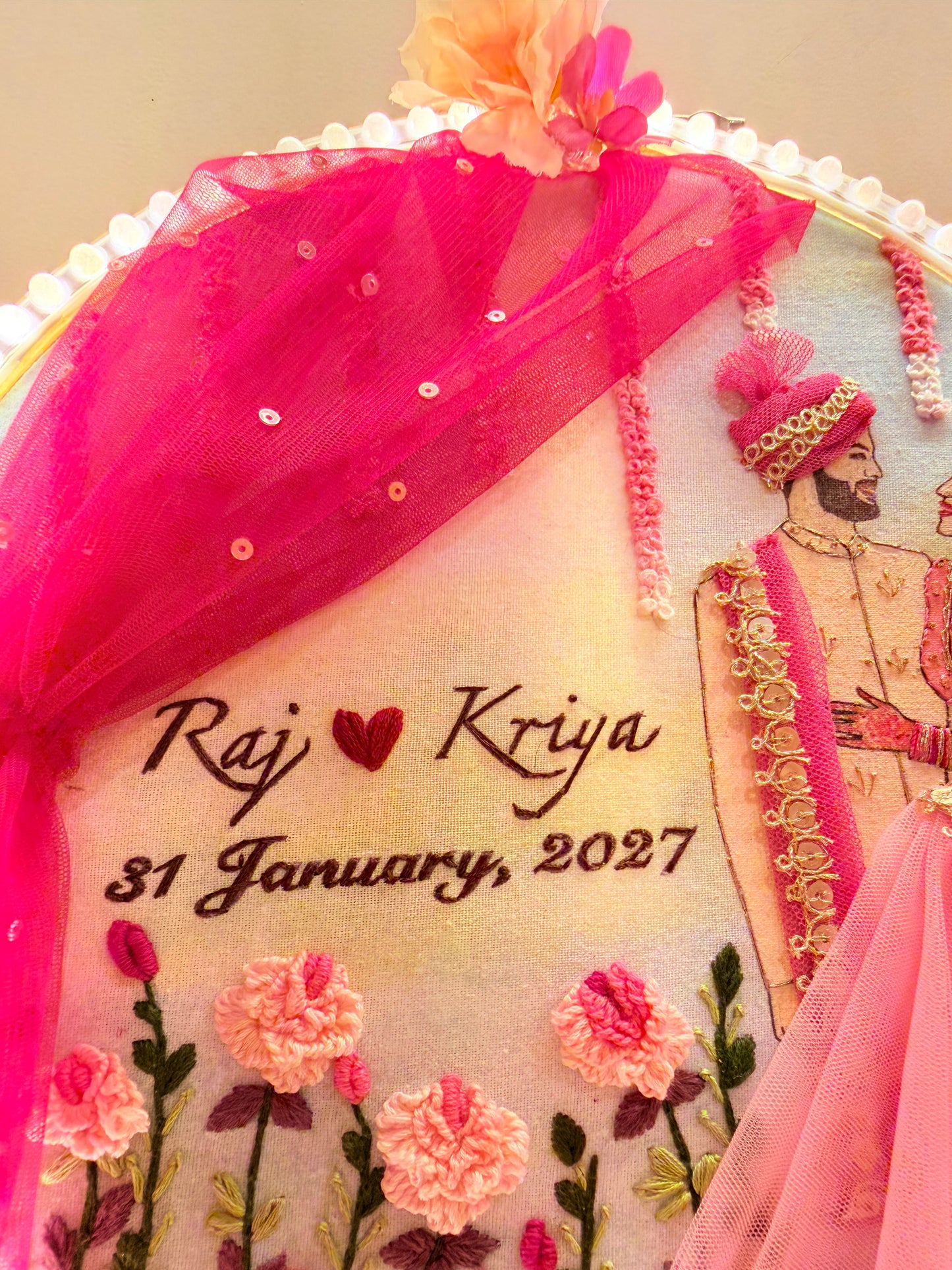 Date Reveal Hoop Art